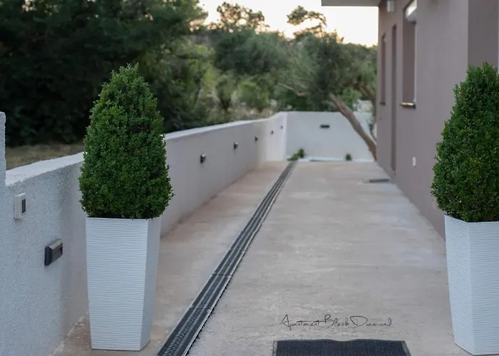 Black Diamond Appartement Ražanac