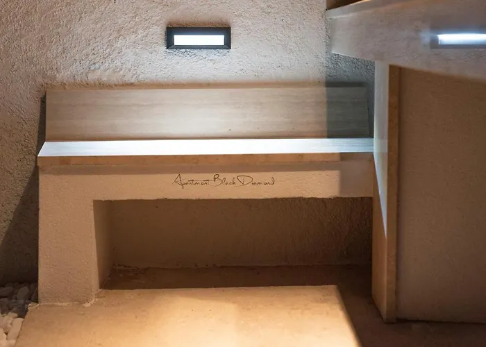 Black Diamond Appartement *